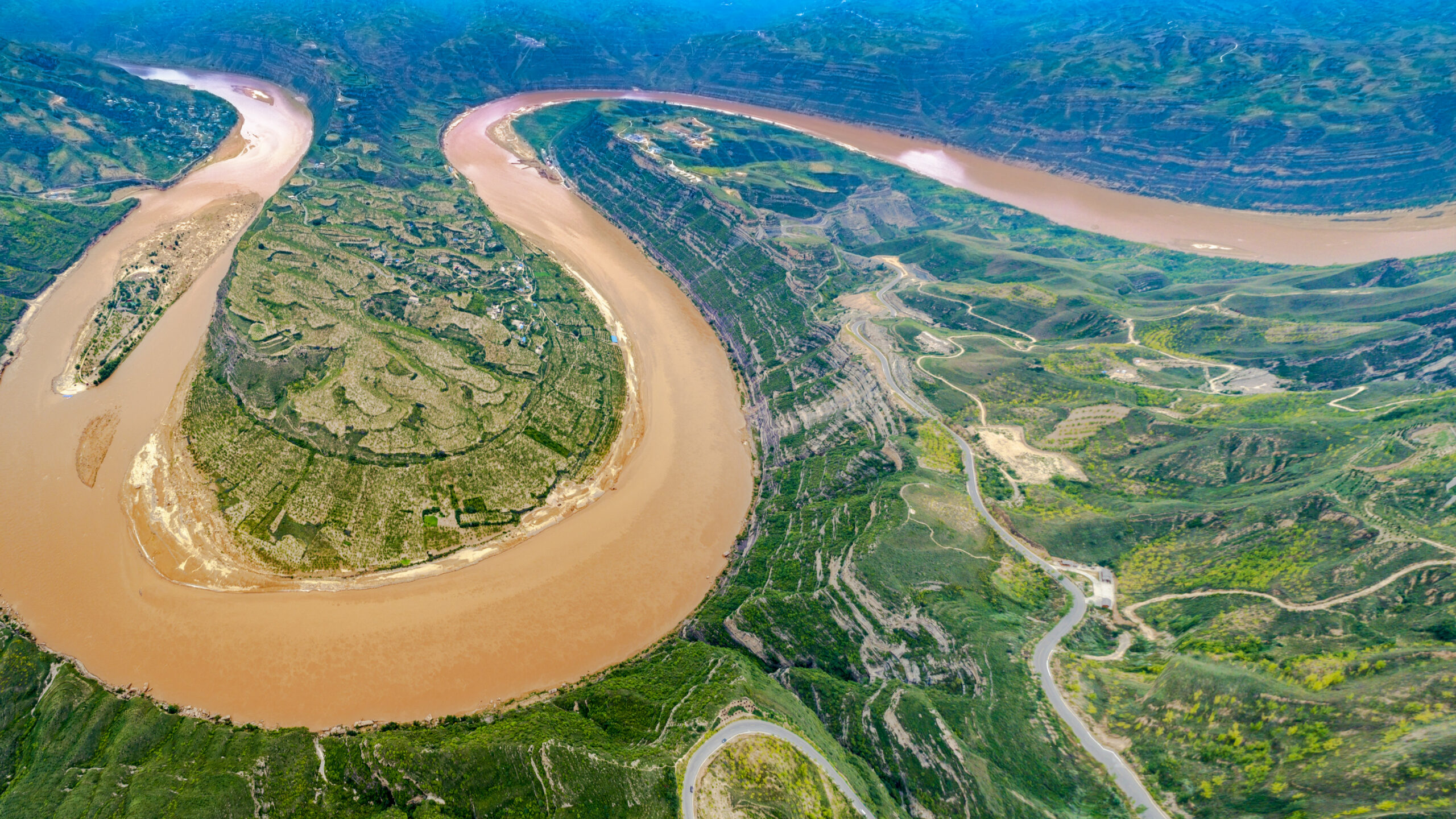 The Yellow River runs through which country? – Guess the Location