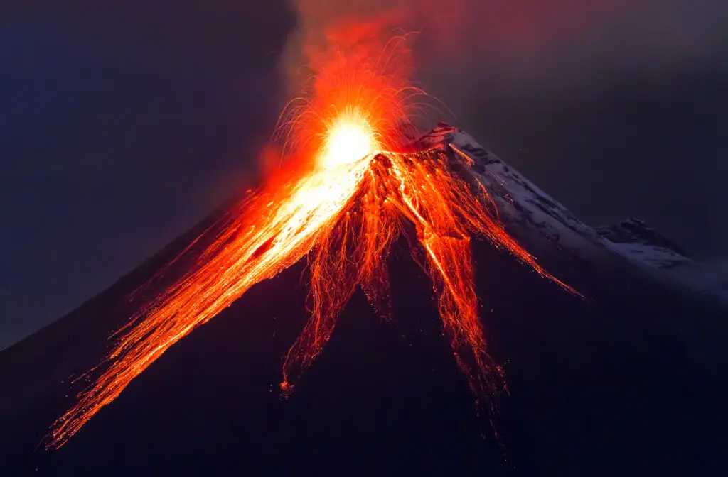 Which U.S. state has the most active volcanoes? – Guess the Location